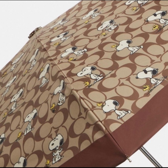 Coach x Peanuts Snoopy Umbrella - Picture 3 of 3
